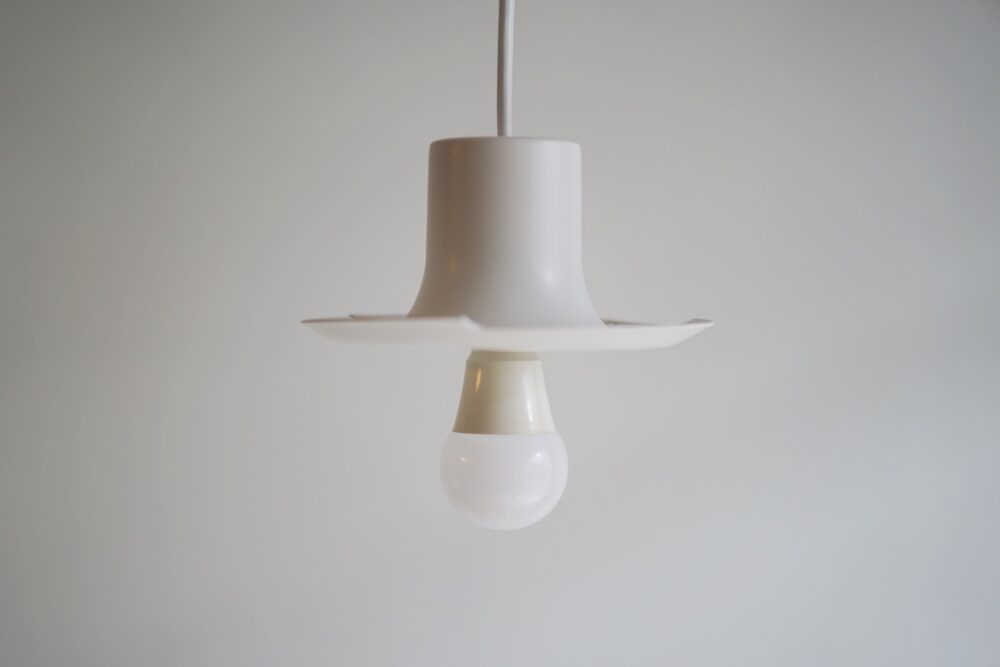 使ってみた！ルイスポールセンのPH5クラシックホワイト！│とりあえず家具