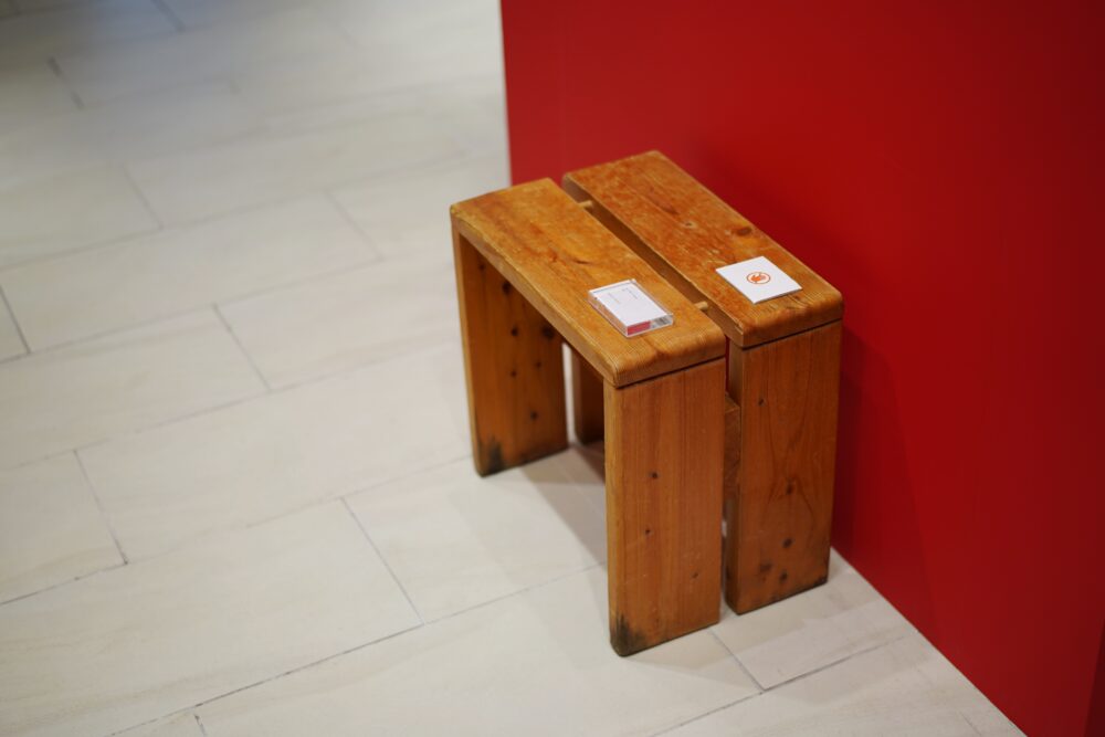 シャルロットペリアンレザルクスツール1960s